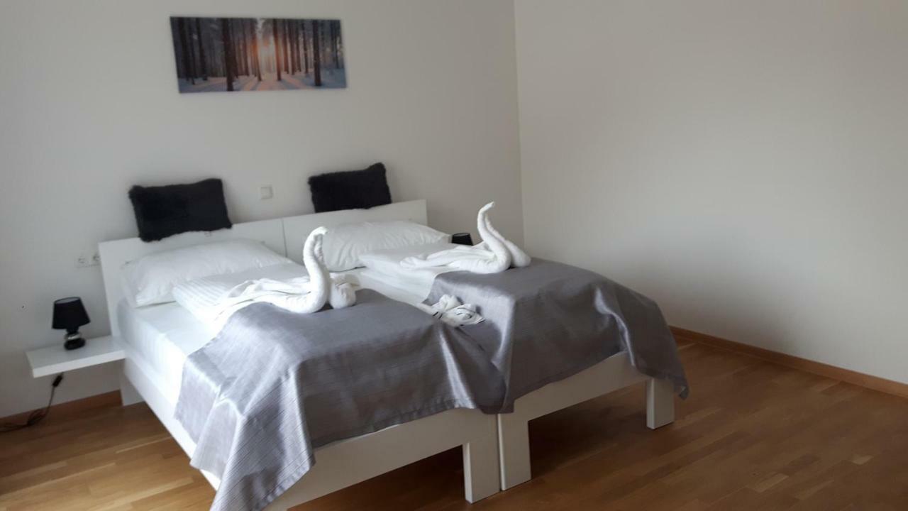 Gaestezimmer Hurem Kapfenberg Exterior foto